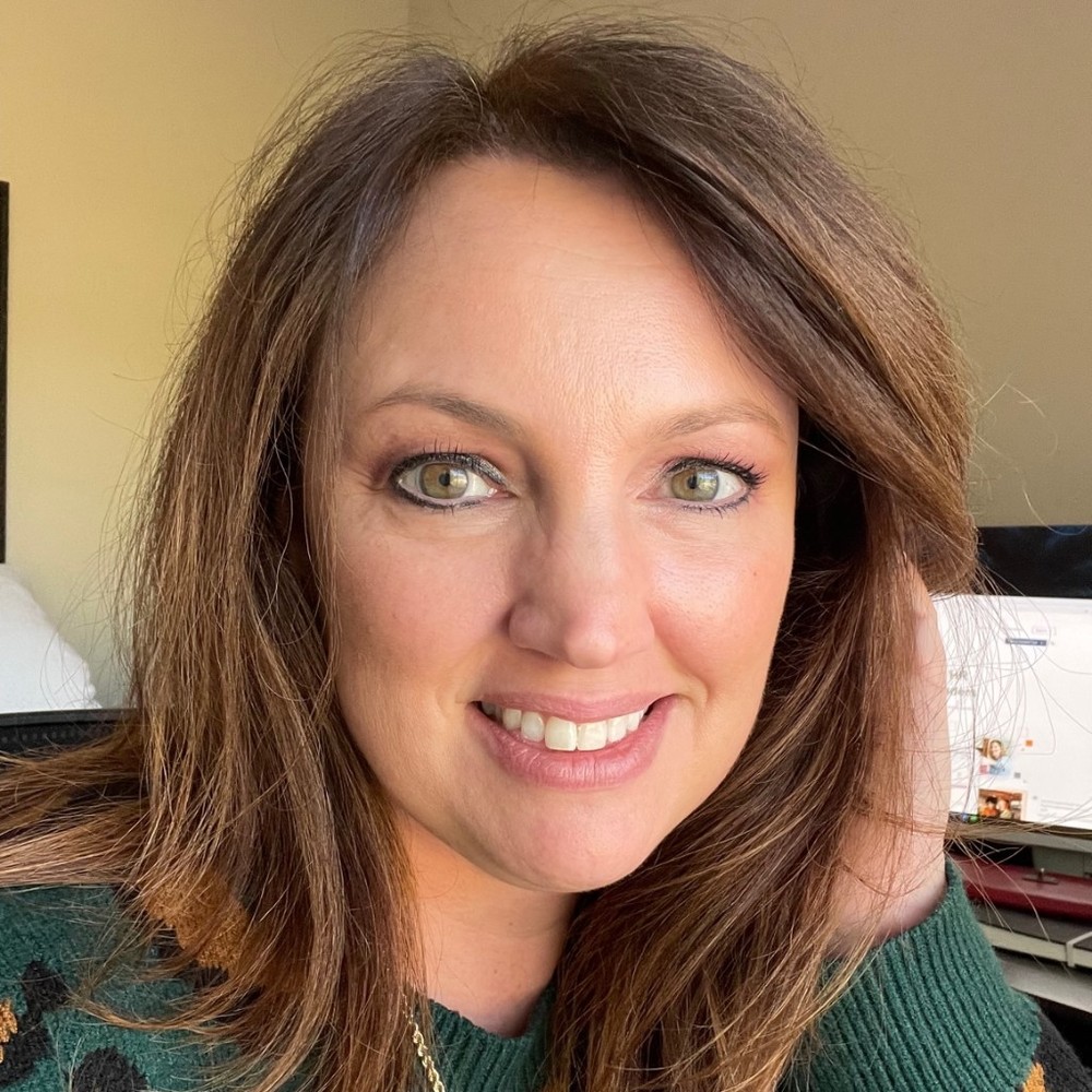 Meet your Posher, Dana